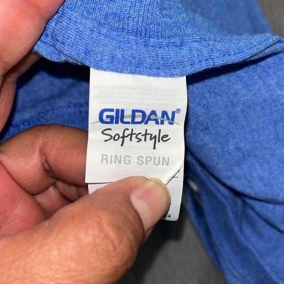 MORRISSEY STOP WATCHING THE NEWS
GILDAN TEE SIZE 2XL - Picture 8 of 9